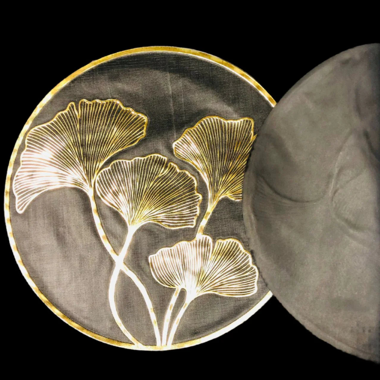 6/8/12pcs, Luxury PVC Black & Golden Placemats, Round Table Pads By PK LUXUS™