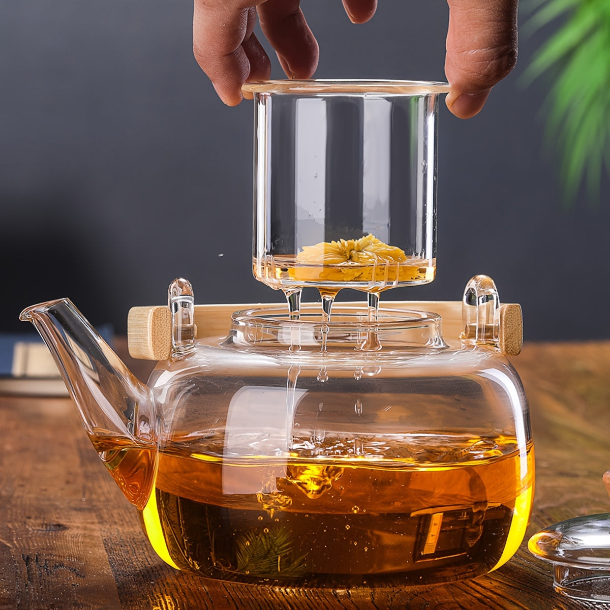 High-Quality Double Wall Glass Teapot with Bamboo Handle PK LUXUS™