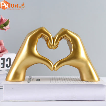 Luxury Gold Love Hands Statues | PK LUXUS™ - PK LUXUS